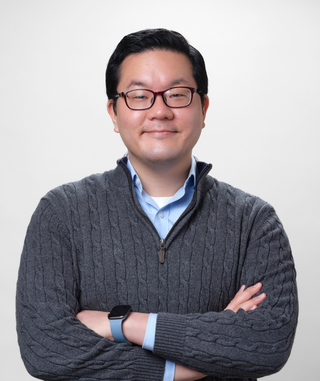A portrait of Yong Cho